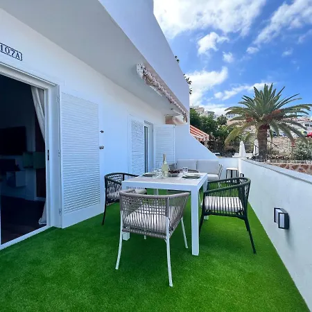 Ocean View Apartment With Sunset Terrace Apartman