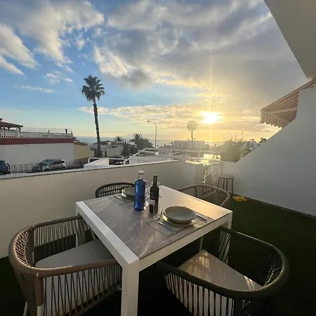 Apartman Ocean View Apartment With Sunset Terrace *