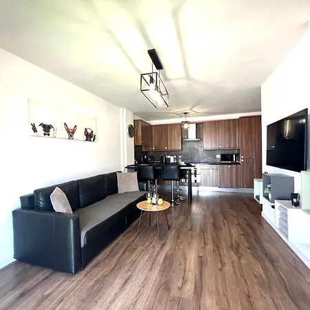 Ocean View Apartment With Sunset Terrace Apartman